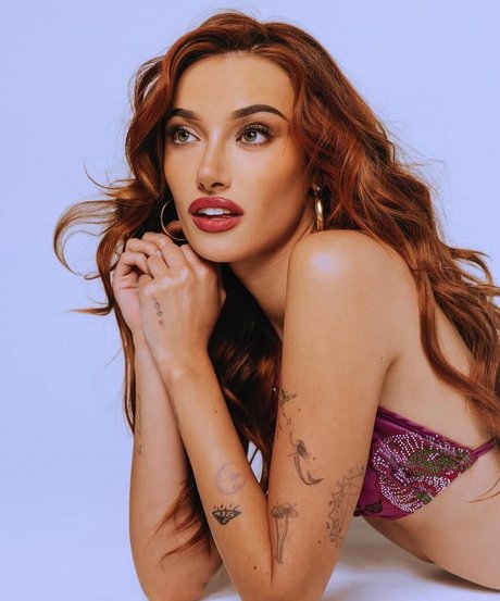 Olivia O Brien model free pics