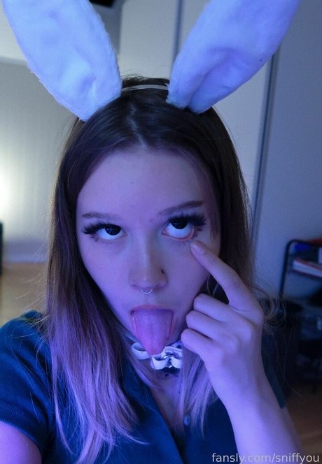 Sniff You hd actress gallery