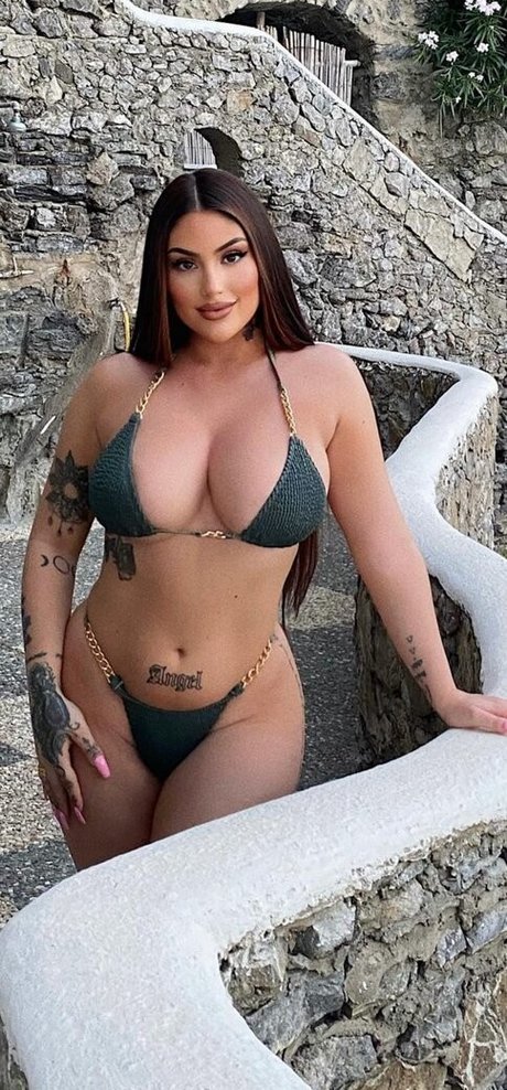 Estelle Morain star naked gallery