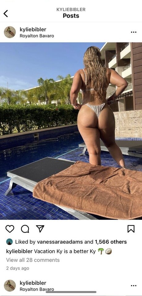 Alexiskay17 model pics