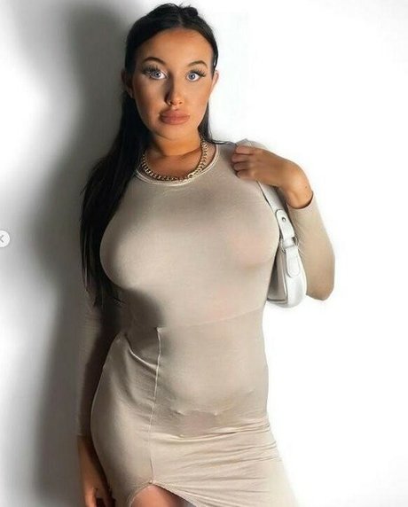 Kate Patterson sexy pornstar pic