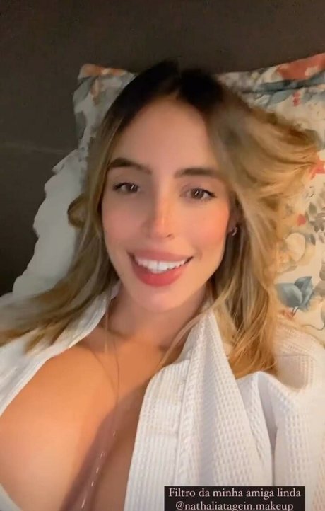 Reepattoli pornographic model picture