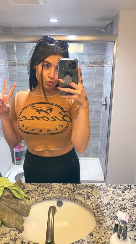 Sugarrlips pornstar erotic pic