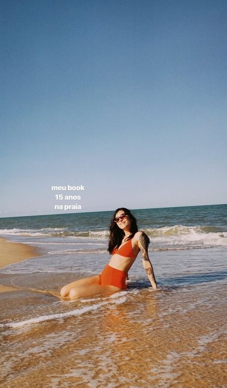 skinny white girl onlyfans hot sexy picture