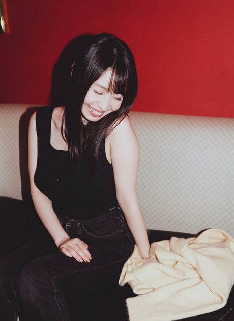 Aika Yumeno model exclusive picture