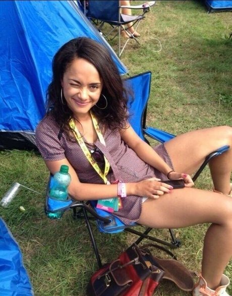 Karla Crome model nice img