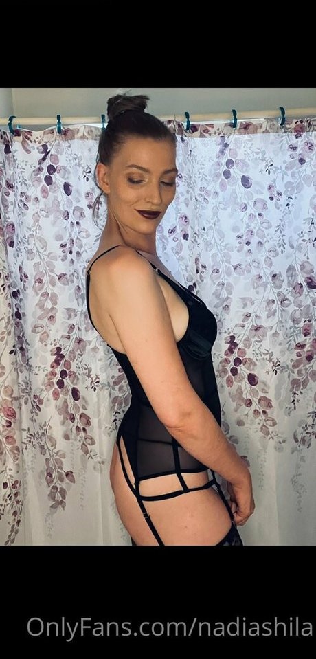 Nadia Shila top model pictures