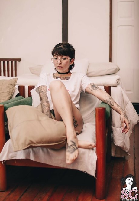 antonieta pornographic model photos