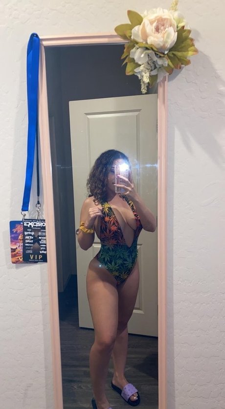 Alexis Pierce perfect pornstar img