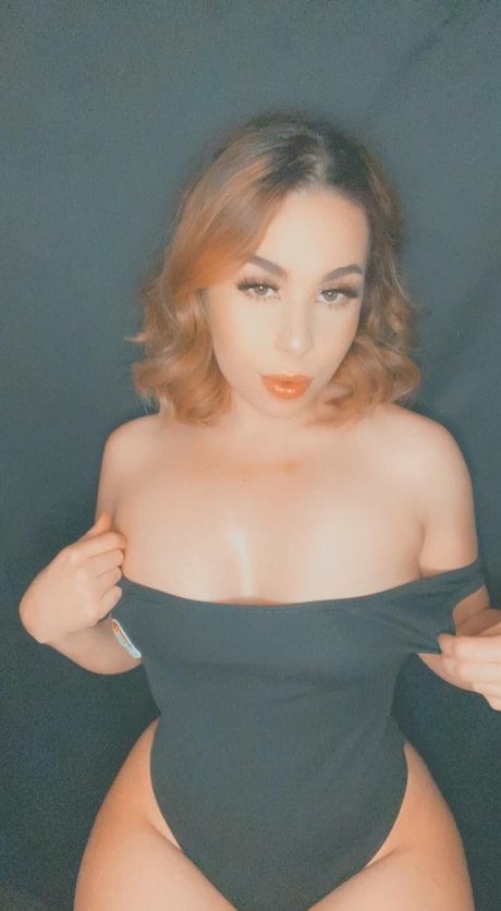 Alexis Pierce star adult photos