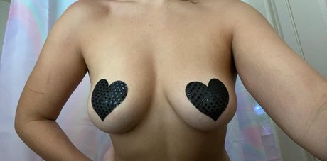 Alexis Pierce model best pic