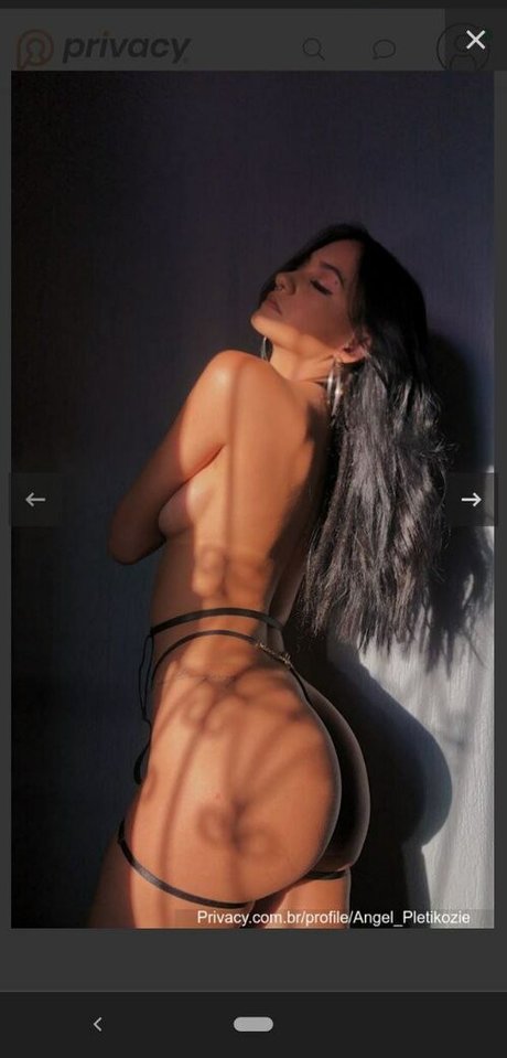 Samyra Pletikoze free model picture