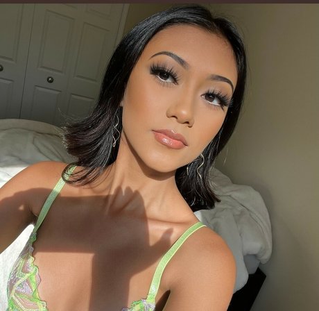 molineymao beautiful pornstar photos