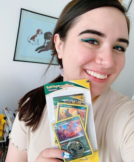 ShiningEdith star naked pic