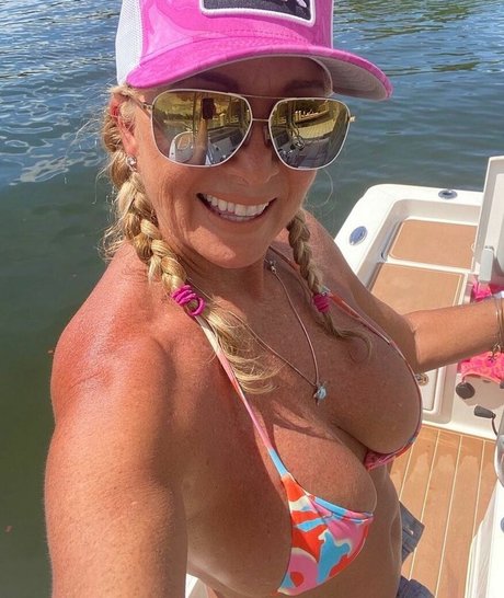 ggirlfl naked actress picture