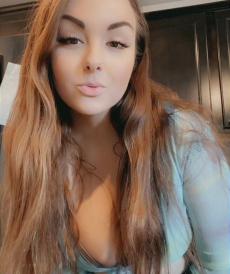 Iragebabe model erotic image