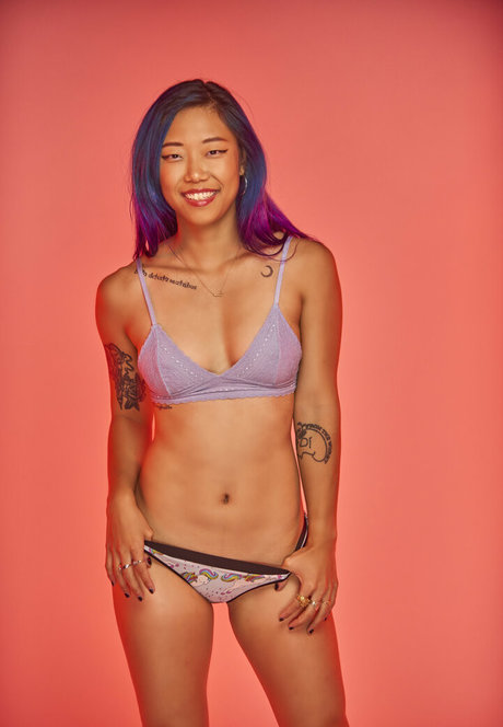 parallaxstella model nude image