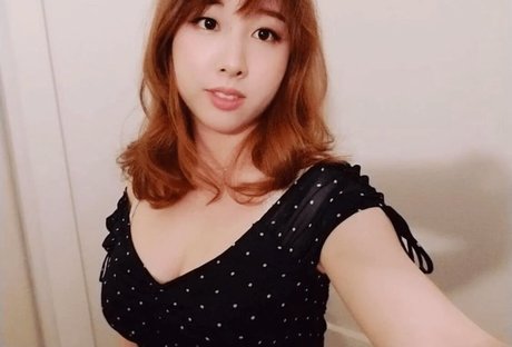 Starsmitten Celine star adult images