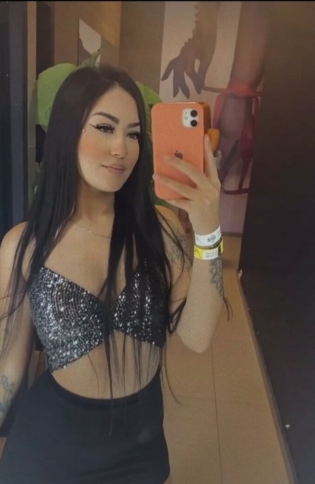 Lary Japa adult actress image