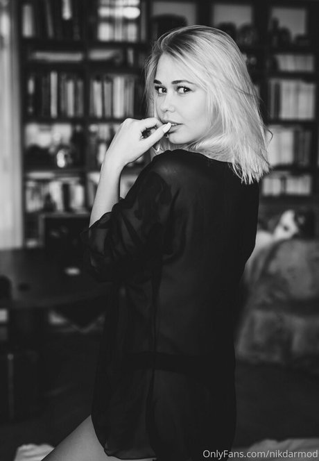 nurse onlyfans nude picture