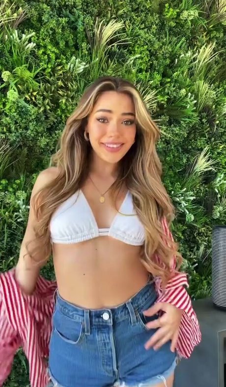 Shaela Mc Gilton high quality model img