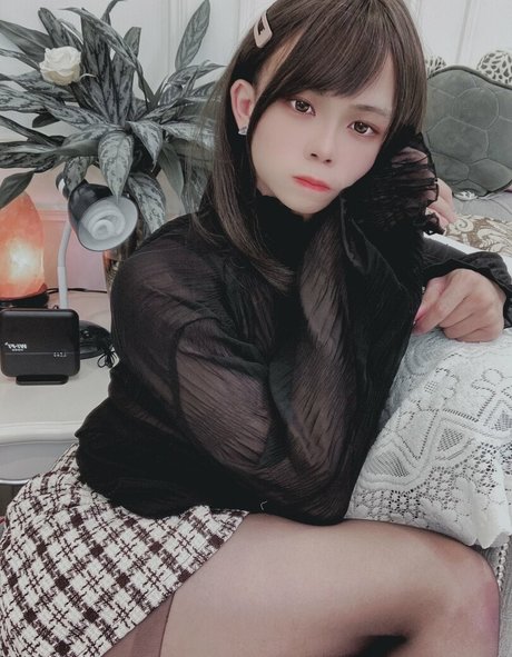 Luoluo perfect actress picture