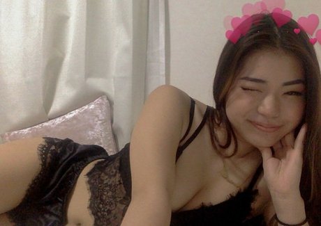 Yuki__pinkymoon pornstar gallery