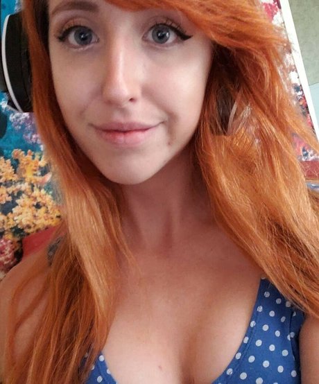 Moon IRL hot actress pic