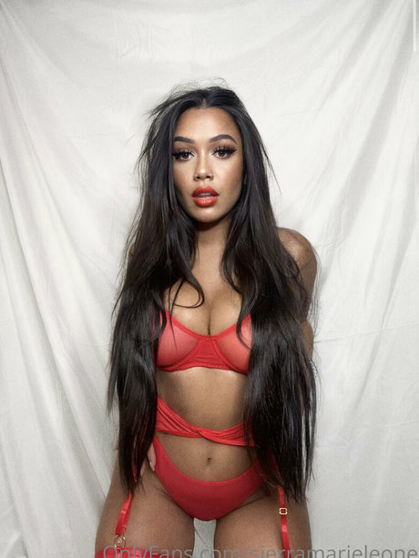 SierraMarieLeone porn star images