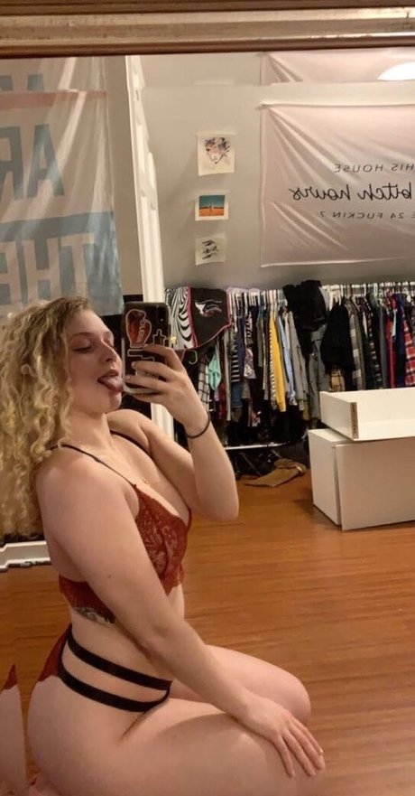 TaylorShines sex actress archive