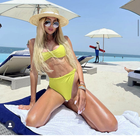 Julia Dybowska star perfect image