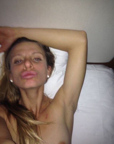 Sesil Karatantcheva hd model gallery