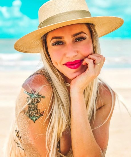 Adri Freitag perfect pornstar gallery