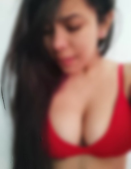 Pangolina model adult pics