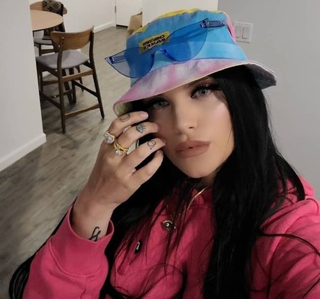 Alyssa Tognetti pornstar free pics