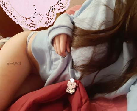 GoodGiirl18 adult model pictures