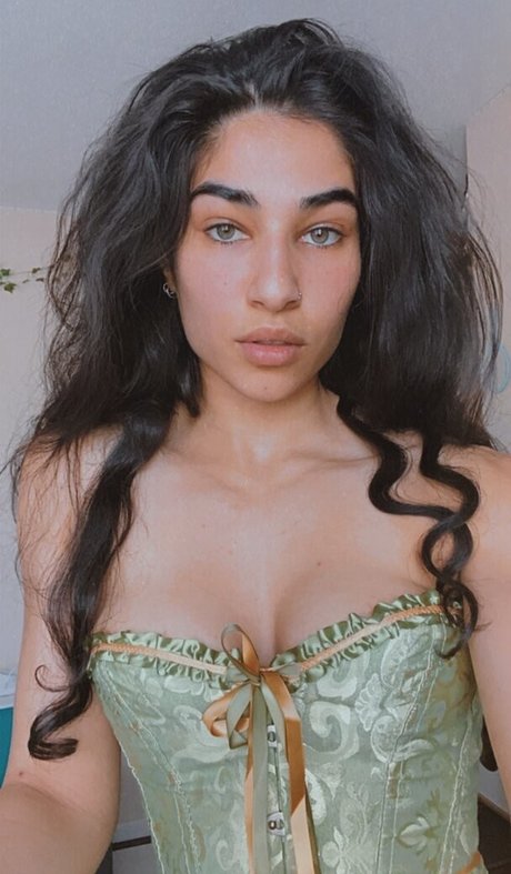 Nylawho star adult photo