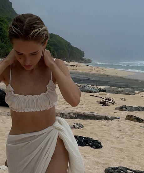 Li bash xxx actress pic