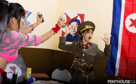 Joeykim model nude picture