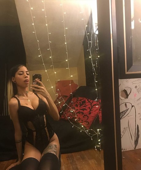 buddhaatemypussy pornographic model image