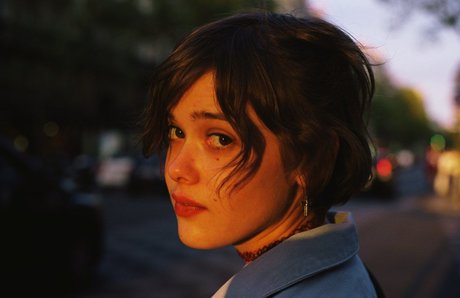 Mathilde Warnier star hot pic