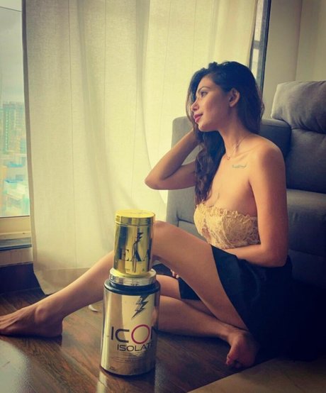 bossgirlannie best star photos