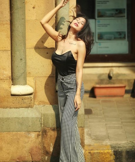 bossgirlannie pornstar adult images