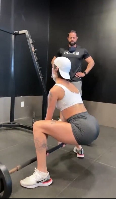 Livianmenegalii top pornstar pictures