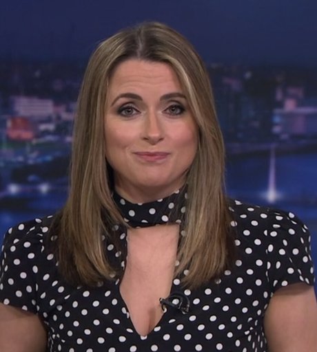 Anne Lundon naked model gallery