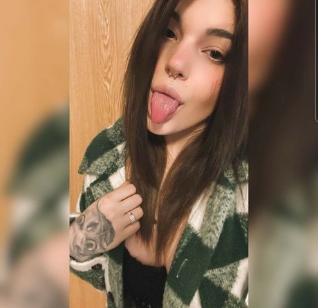 callmehoneykk sex star img