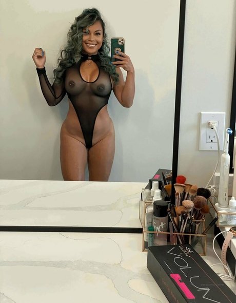 Ice queen143 sexy pornstar pic