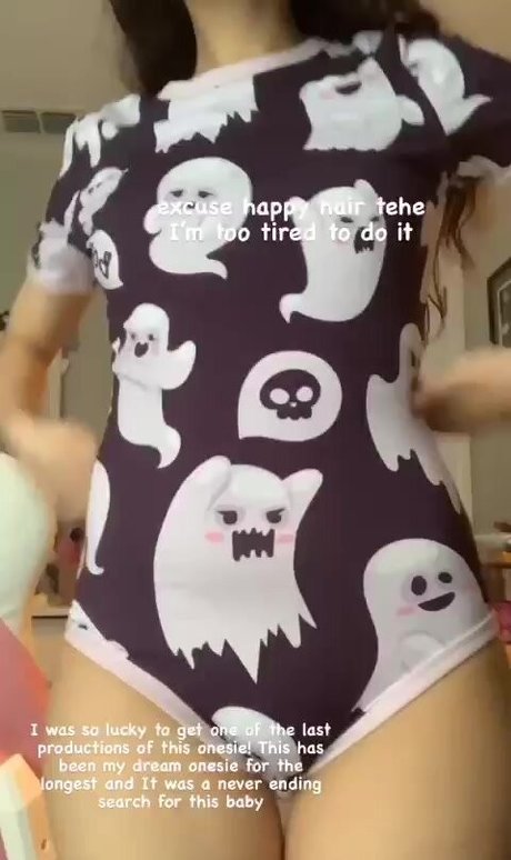 Strawberryypuppi nice model pics