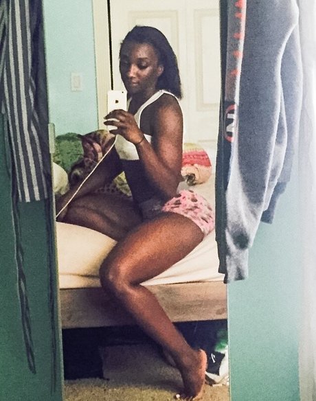 Dnay Baptiste model sexy gallery