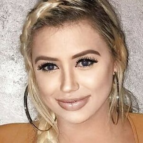 Aubrey Lynn Berg star gallery